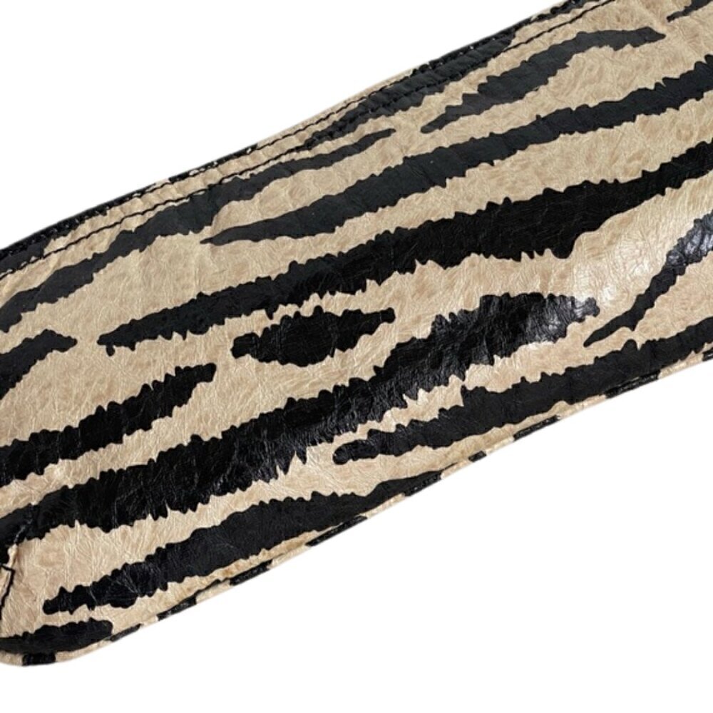 Carlos Santana Zebra Print Wristlet Clutch Animal Print Gold Accent - Picture 10 of 12